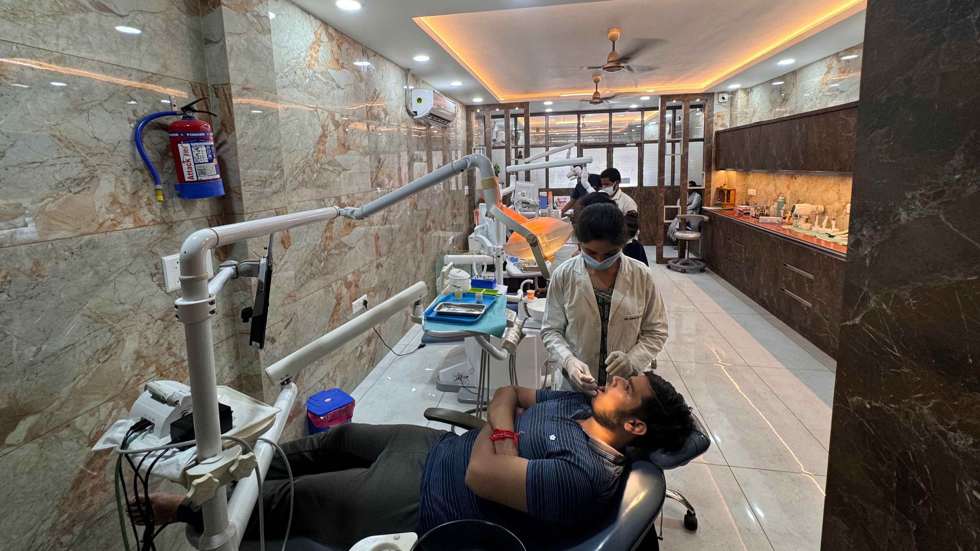 Best dentist in Gorakhpur, Dentist in Gorakhpur, Dental Hospital in Gorakhpur, Dental clinic in Gorakhpur, Esthetic dentist in Gorakhpur, Best dental surgeon in Gorakhpur, Dental Implants Doctors in Gorakhpur, Best dental clinic in Gorakhpur